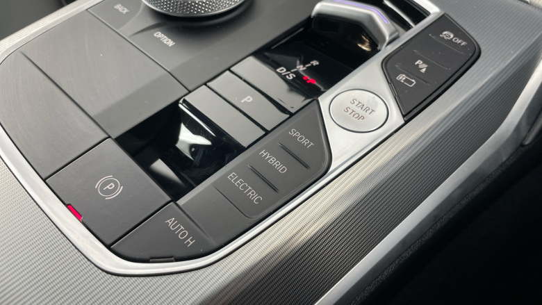 BMW 3 Series 330e M Sport 4dr Step Auto [Pro Pack] Saloon